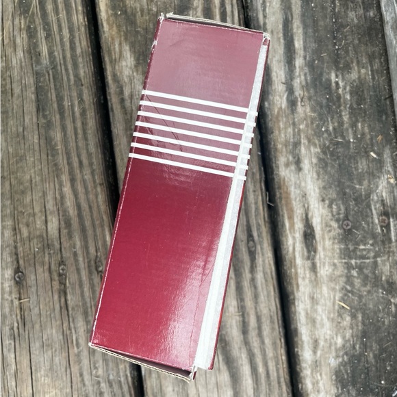 VINTAGE HOLIDAY SET OF 3 PILLAR CANDLES ETCHED BEAUTIES - Picture 3 of 13